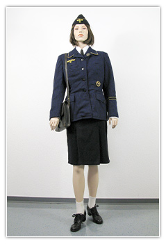 Officier feminin de la Kriegsmarine (Marinehelferin)