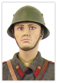 Officier cadet en manteau