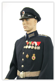 Officier colonel médecin tenue de parade