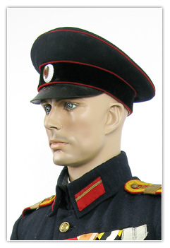 Sergent chef infanterie en tenue de service
