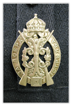 Sergent chef infanterie en tenue de service