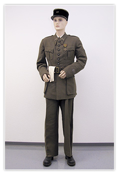 Blind&eacute;s lieutenant 502 RCC en tenue de sortie