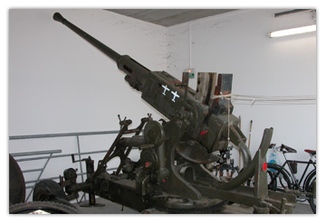Canon anti-aérien léger 37 mm Antiaircraft Gun M1
