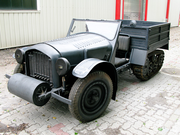 Tracteur d'infanterie Unic TU1 